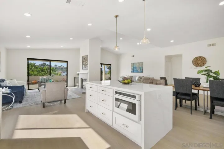 13346 Corte De Chucena, San Diego, California 92128