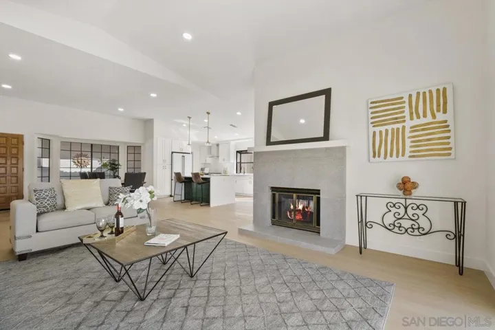 13346 Corte De Chucena, San Diego, California 92128