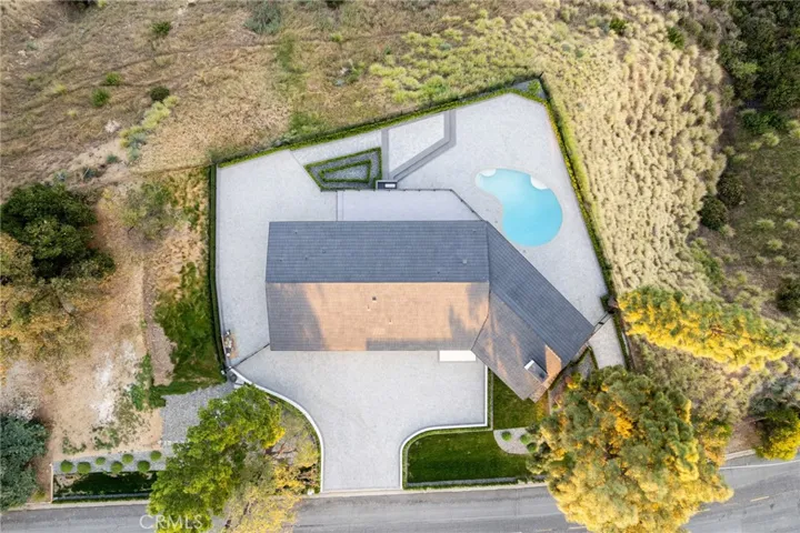 481 Starlight Crest Drive, La Canada Flintridge, California 91011