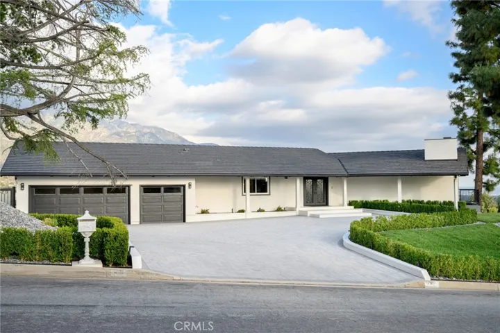 481 Starlight Crest Drive, La Canada Flintridge, California 91011