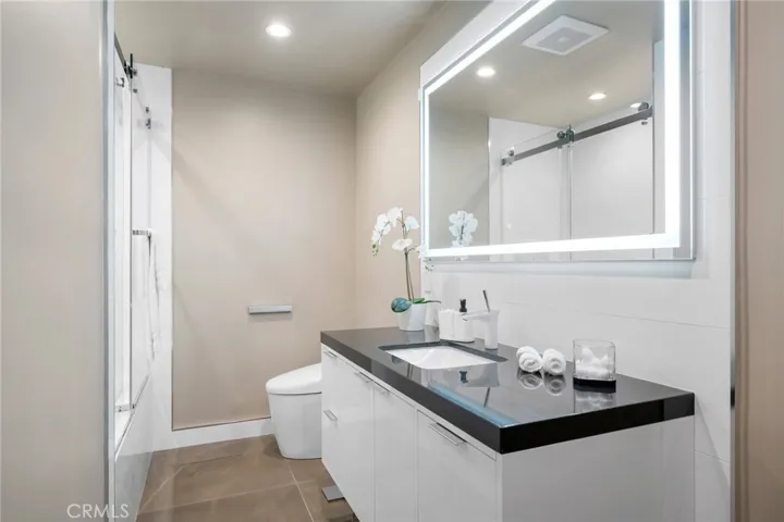 481 Starlight Crest Drive, La Canada Flintridge, California 91011