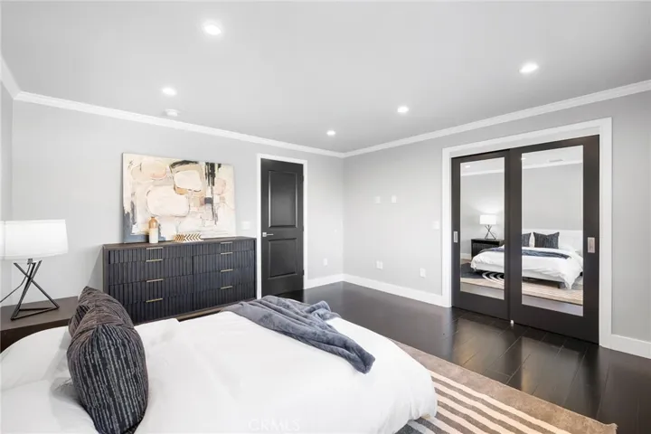 481 Starlight Crest Drive, La Canada Flintridge, California 91011