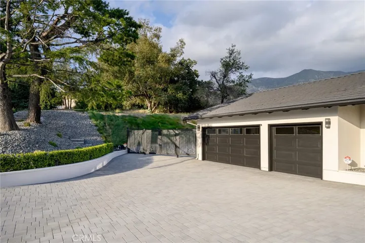 481 Starlight Crest Drive, La Canada Flintridge, California 91011