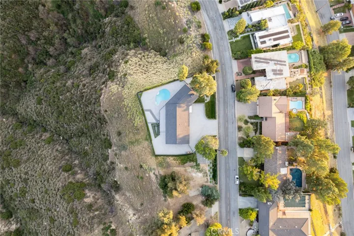 481 Starlight Crest Drive, La Canada Flintridge, California 91011