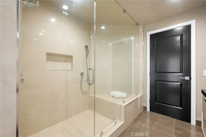481 Starlight Crest Drive, La Canada Flintridge, California 91011