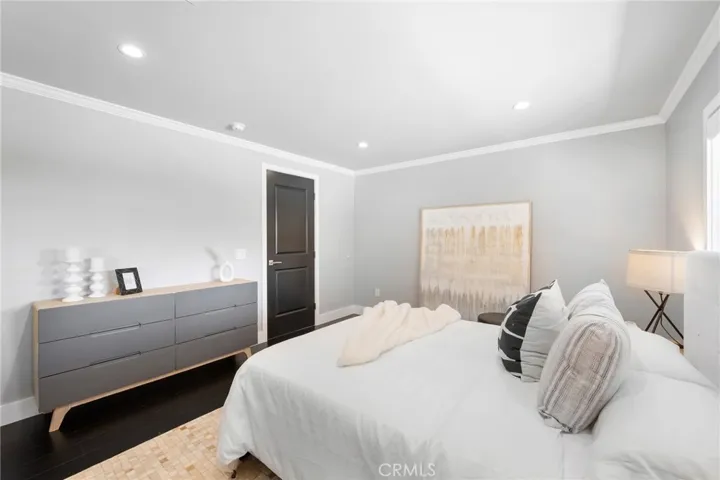 481 Starlight Crest Drive, La Canada Flintridge, California 91011