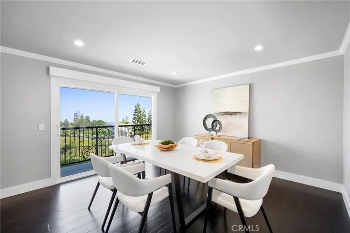 481 Starlight Crest Drive, La Canada Flintridge, California 91011