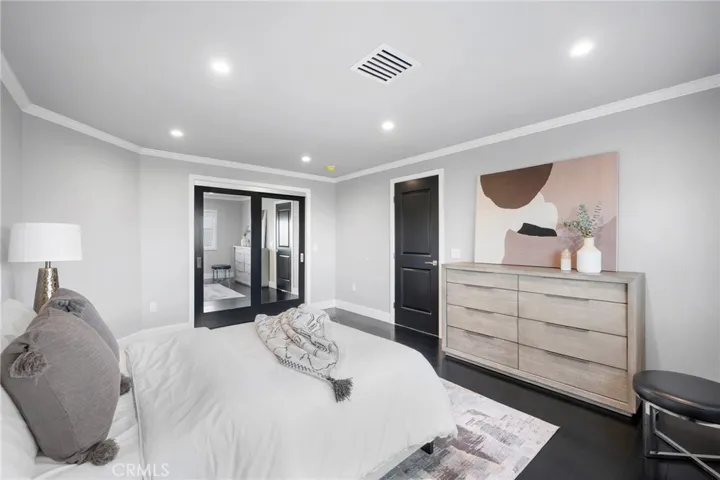 481 Starlight Crest Drive, La Canada Flintridge, California 91011