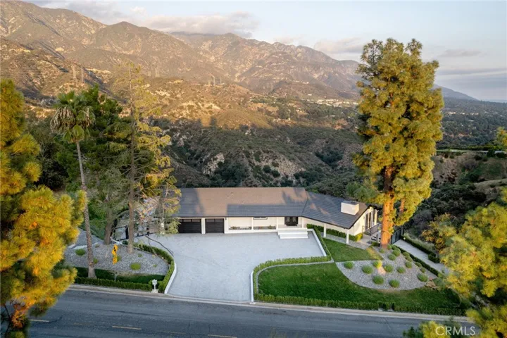 481 Starlight Crest Drive, La Canada Flintridge, California 91011