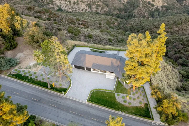 481 Starlight Crest Drive, La Canada Flintridge, California 91011