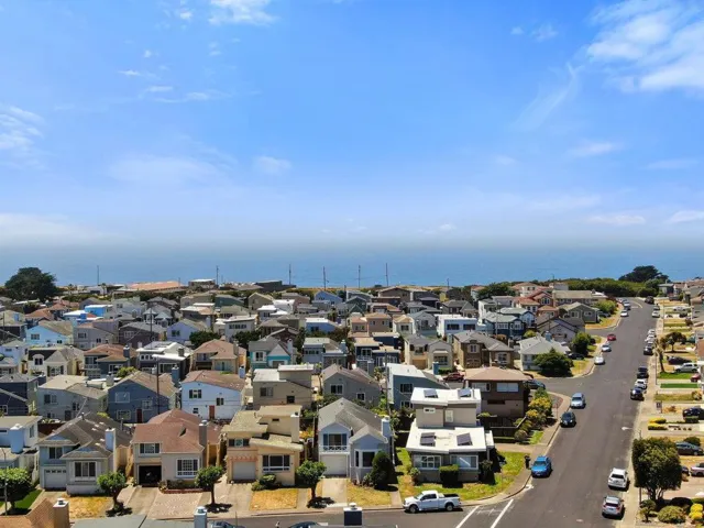 95 Fairmont Drive, Daly City, California 94015