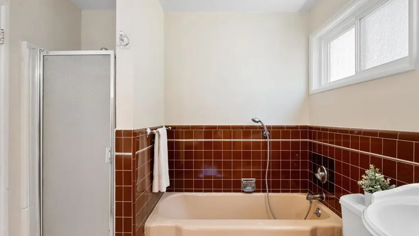 95 Fairmont Drive, Daly City, California 94015