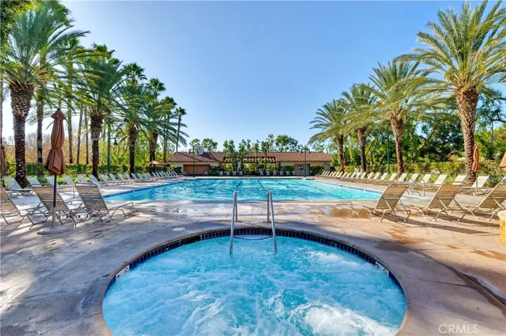 Association Pool and Spa
