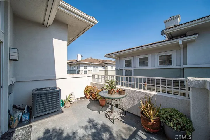 18061 Joyful Lane 205, Huntington Beach, California 92648