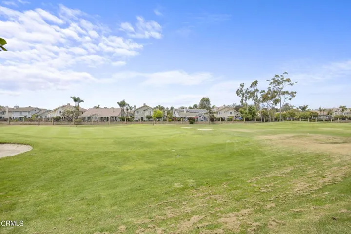 68-web-or-mls-UpmarketMedia_2205Bermuda-