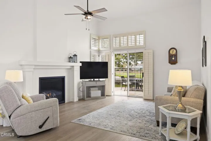 27-web-or-mls-UpmarketMedia_2205Bermuda-