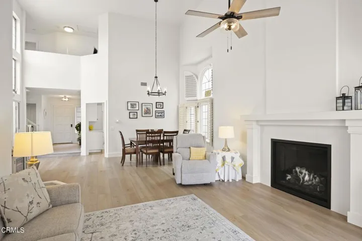 23-web-or-mls-UpmarketMedia_2205Bermuda-