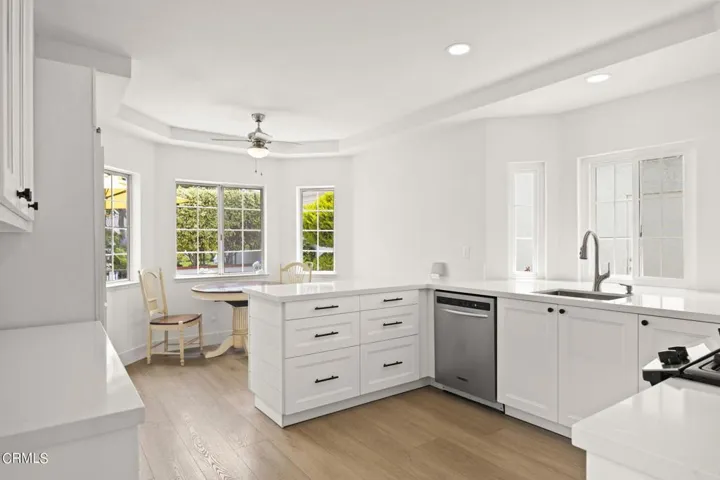 36-web-or-mls-UpmarketMedia_2205Bermuda-