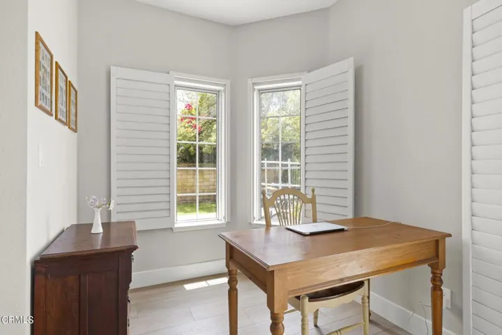 47-web-or-mls-UpmarketMedia_2205Bermuda-