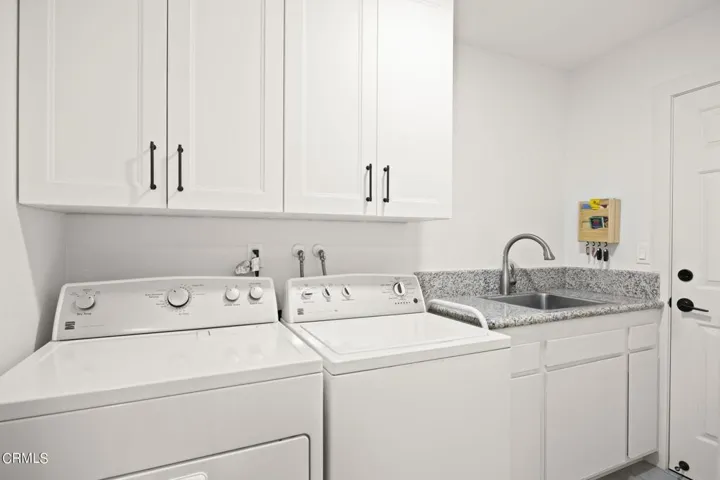 60-web-or-mls-UpmarketMedia_2205Bermuda-