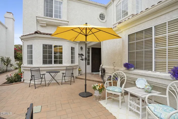 7-web-or-mls-UpmarketMedia_2205Bermuda-2