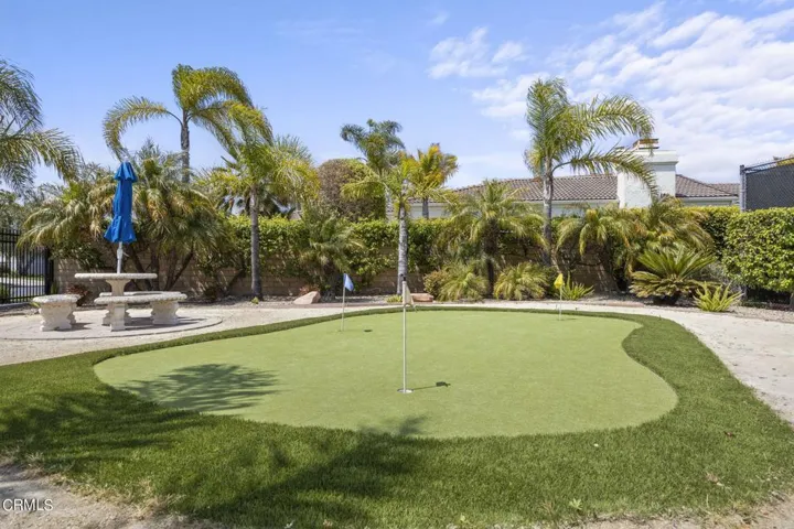 74-web-or-mls-UpmarketMedia_2205Bermuda-