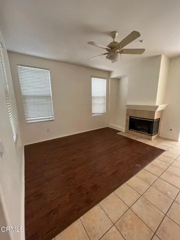 entry to living room/fireplace