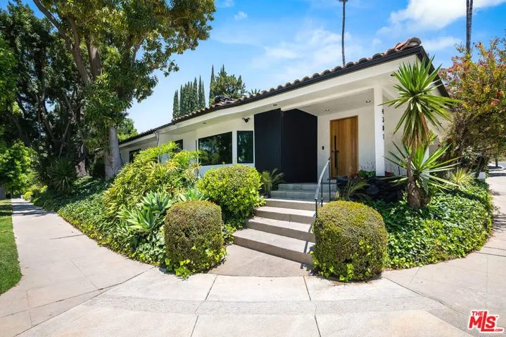 4301 Bergamo Drive, Encino, California 91436
