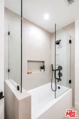 4301 Bergamo Drive, Encino, California 91436