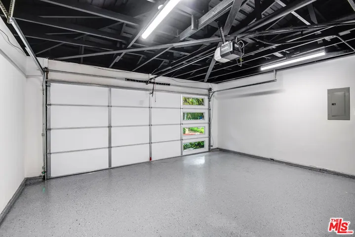 4301 Bergamo Drive, Encino, California 91436
