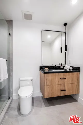 4301 Bergamo Drive, Encino, California 91436