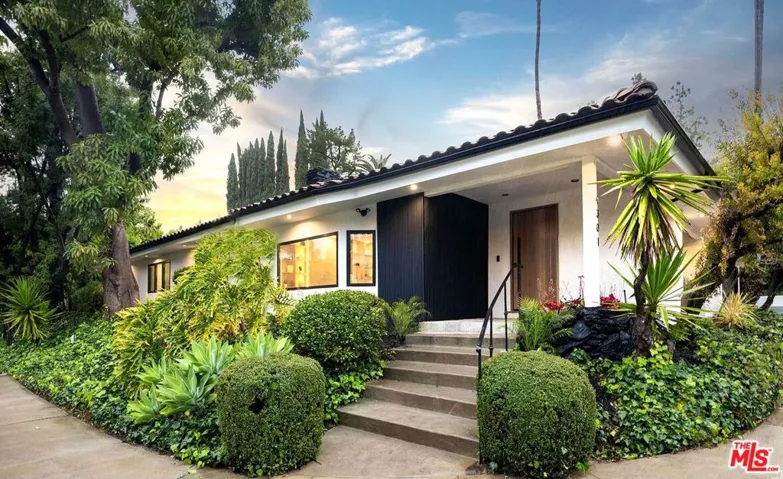 4301 Bergamo Drive, Encino, California 91436