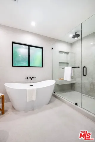 4301 Bergamo Drive, Encino, California 91436