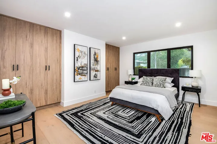 4301 Bergamo Drive, Encino, California 91436