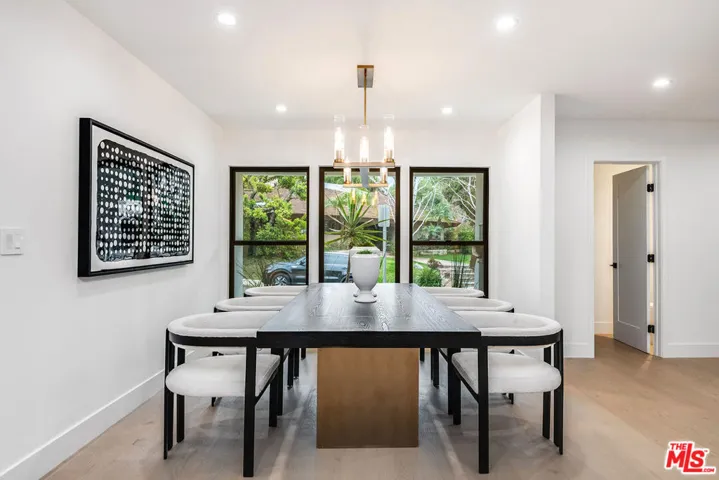 4301 Bergamo Drive, Encino, California 91436