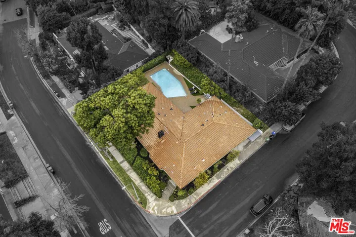 4301 Bergamo Drive, Encino, California 91436