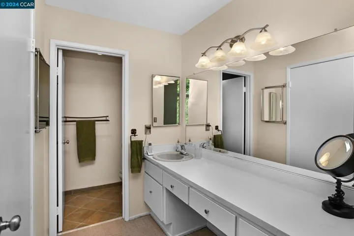 1525 Siskiyou Dr, Walnut Creek, California 94598