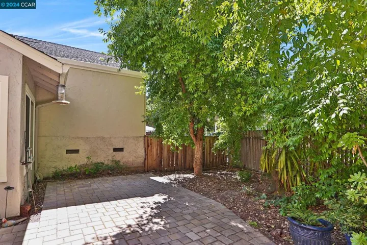 1525 Siskiyou Dr, Walnut Creek, California 94598