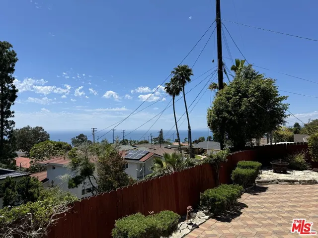 28202 Ambergate Drive, Rancho Palos Verdes, California 90275