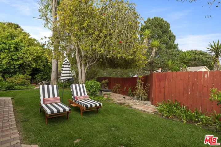 28202 Ambergate Drive, Rancho Palos Verdes, California 90275