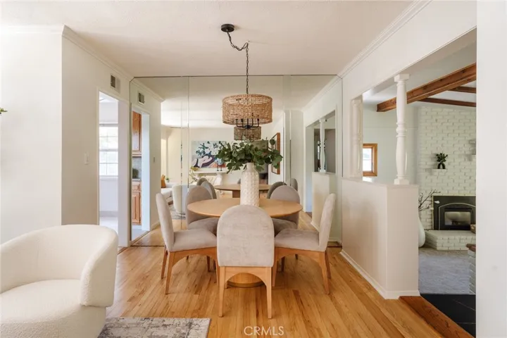 9811 Amanita Avenue, Tujunga, California 91042