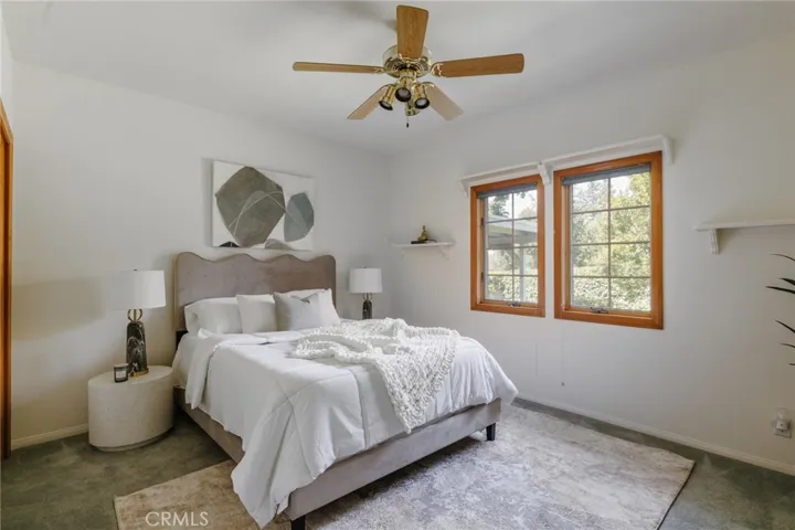 9811 Amanita Avenue, Tujunga, California 91042