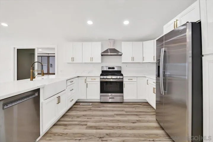 1716 Toyon Gln, Escondido, California 92026