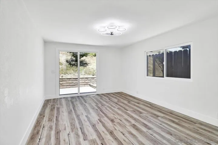 1716 Toyon Gln, Escondido, California 92026
