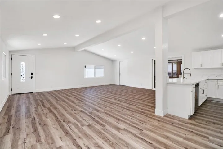 1716 Toyon Gln, Escondido, California 92026