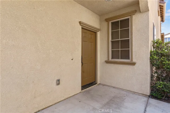 425 Merced Court, Corona, California 92878