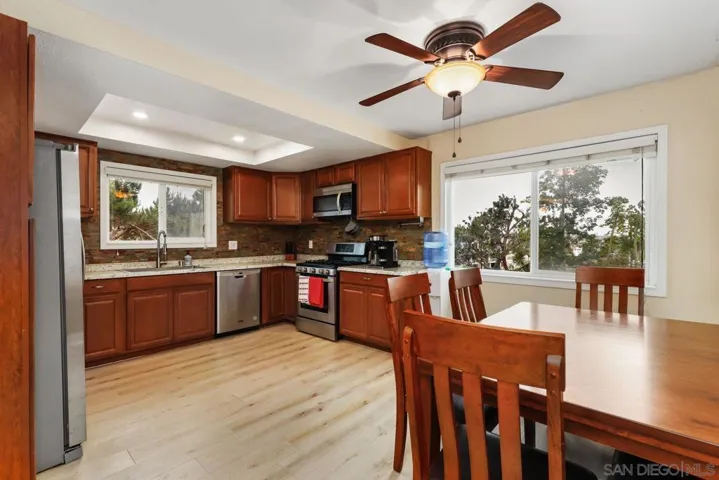 153 Terrace Dr, Vista, California 92084