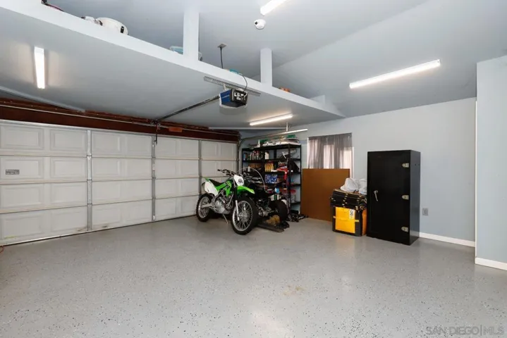 153 Terrace Dr, Vista, California 92084