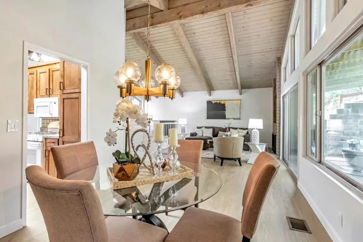 23008 Cricket Hill Road, Cupertino, California 95014