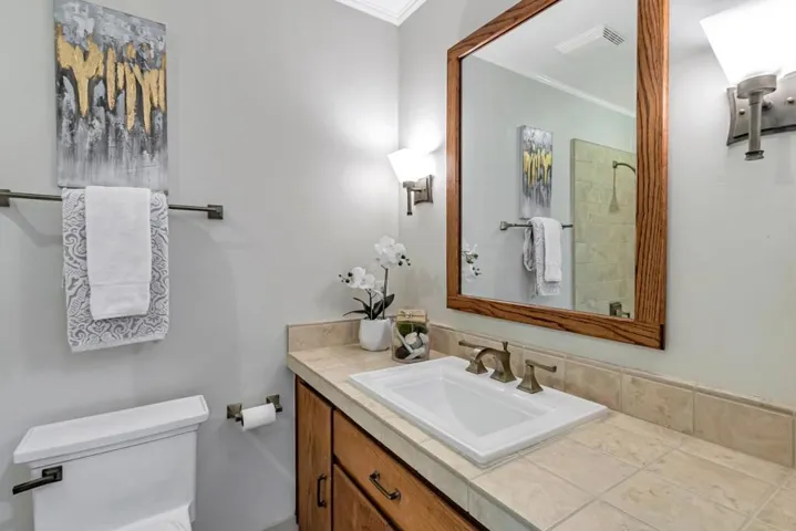 23008 Cricket Hill Road, Cupertino, California 95014